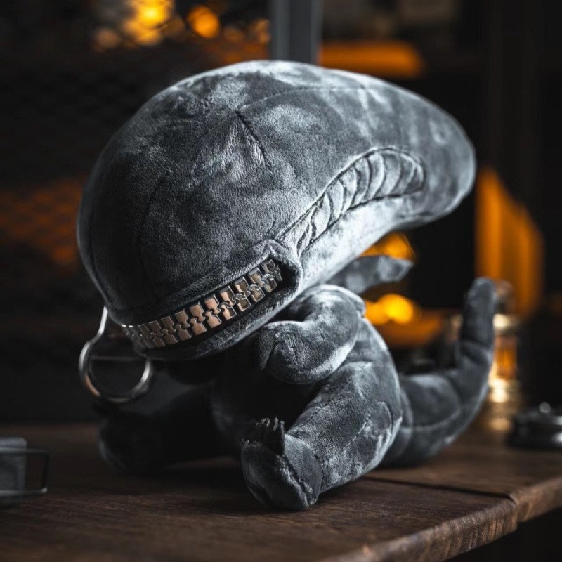 QMX成体异形公仔娃娃汽车副驾驶车载毛绒摆件沉睡魔咒恶龙玩偶男