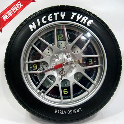 个性静音汽车轮胎钟挂创意石英表影楼客厅精工装饰