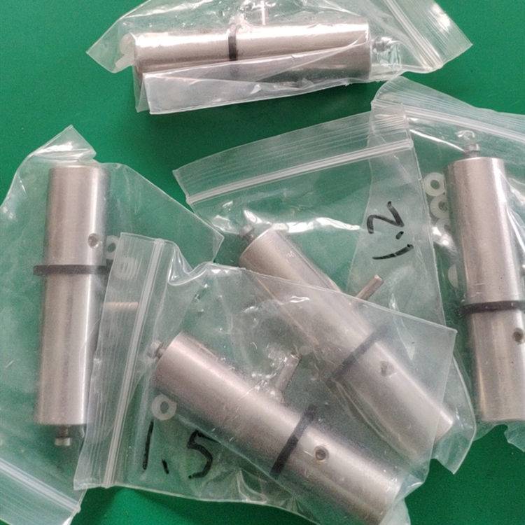 聚氨酯现场发泡机枪头混合头喷嘴枪头喷枪水浸枪液加热丝配件