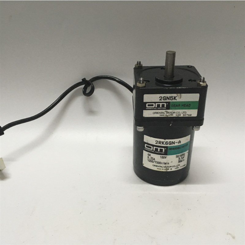 进口OM东方电机齿轮减速机2RK6GNA 6W阻尼减速机100V 2GN5K牙箱