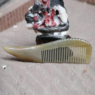 钻牛手角尖湘西天然发牛角59004梳子工尖角翘尾按0摩梳美梳刻字59