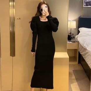 针织打底连衣裙女内搭秋冬季新款方领中长款气质毛衣长裙过膝裙子