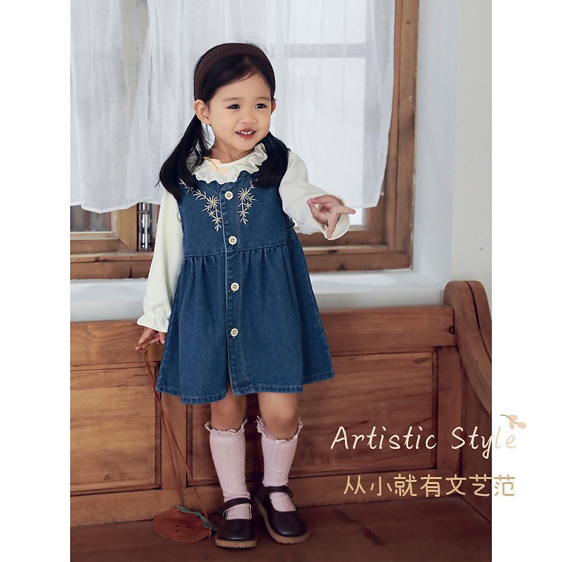 牛仔连衣裙女童春秋季女宝宝可爱刺绣公主裙婴儿背心裙背带连体裙