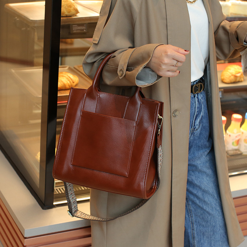 头层牛皮大容量包包女百搭2025新款真皮宽肩带斜挎手提包托特女包