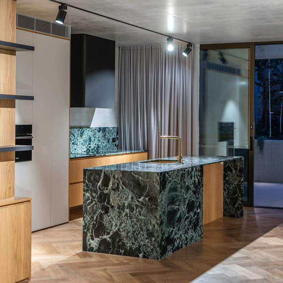 新谱拉达绿奢石背景墙蜂窝石材天然 墨绿色大理石桌面訂製