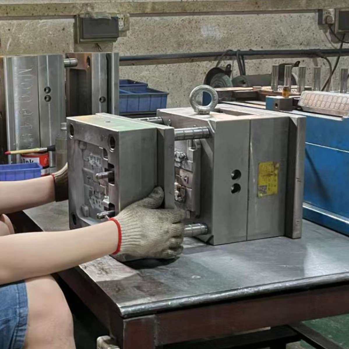 反光杯模具注塑电镀注塑工厂模具设计模架模胚制作光学塑胶件,金属材料及制品,金属加工件/五金加工件,淘宝优惠券,粉丝福利购,淘宝优惠卷