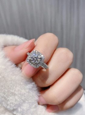 气质莫桑石戒指女一对仿真一克拉婚戒正品求婚对戒钻戒情侣订婚款