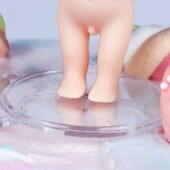 场景装 饰塑料情景娃娃公仔固定底座烘焙底