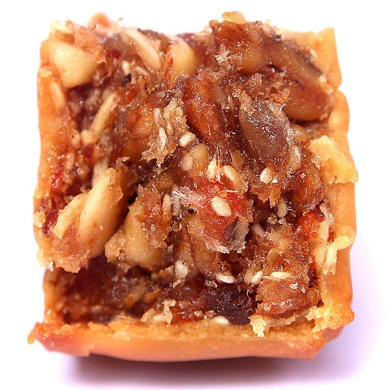 正宗广州双黄蛋黄莲蓉月饼