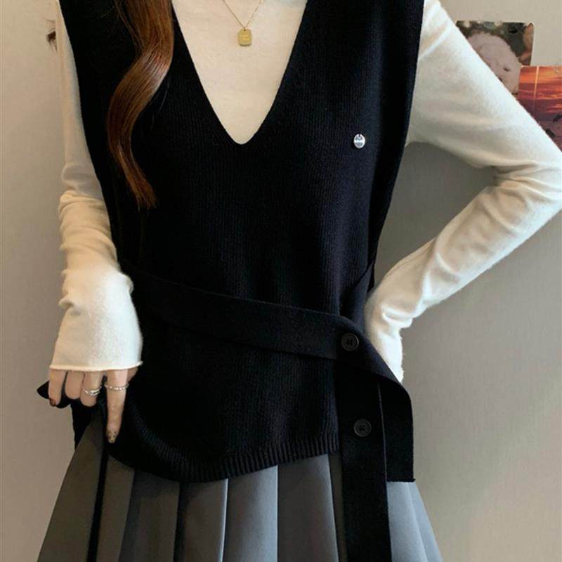 好货高级感V领针织马甲背心女秋季大码胖mm收腰叠穿无袖毛衣坎肩