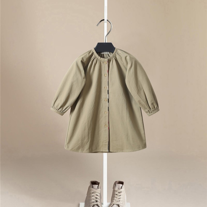 女童英伦风洋气连衣裙春装新款中大童裙衫外套女宝宝卡其色风衣薄