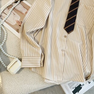 加绒衬衫女保暖秋冬季学院风复古港风条纹jk制服上衣内搭2024新款