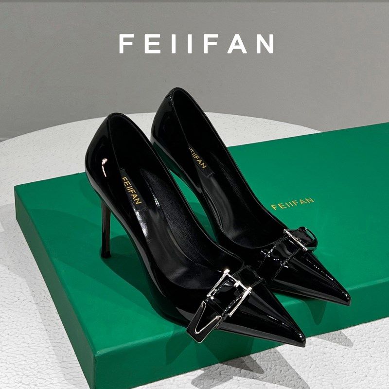 黑色尖头高跟鞋2024春秋新款细跟高级感气质法式不累脚漆皮单鞋女