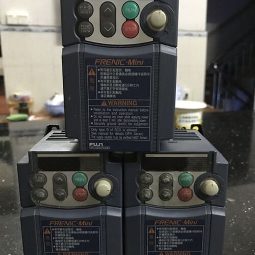 富士变频器维修S1S FVR3.7S1S-4HC 富士变频器无显示无输出过载