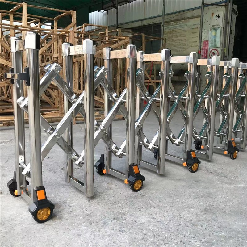 不锈钢伸缩围栏可移动道路安全防护栏手动推拉折叠门栅栏路障栏杆