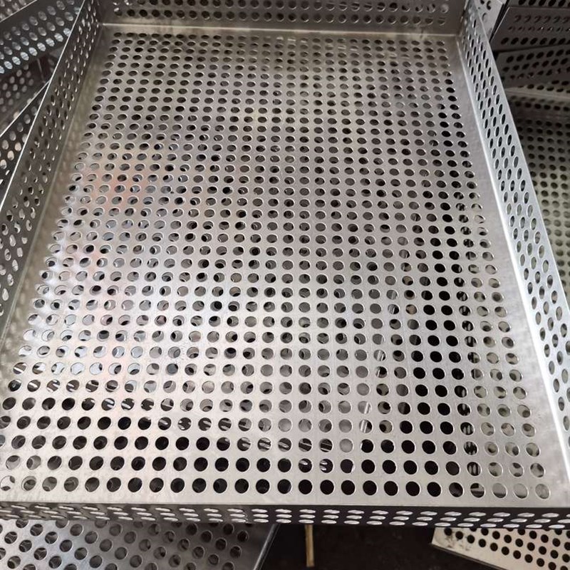 201 304 316L不锈钢冲孔B板筛网镂空板清洗篮烤盘折弯卷圆制品