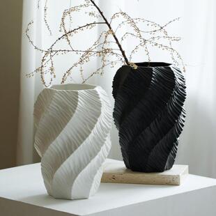 meelyhome意式极简陶瓷花瓶摆件客厅插花轻奢高级感桌面装饰花器
