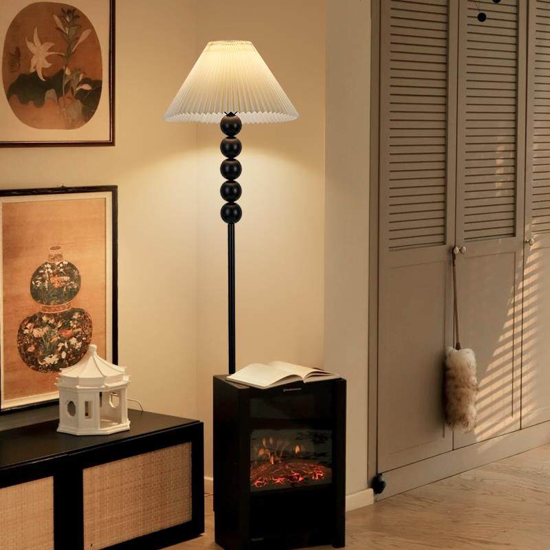 卧室落地灯2025新款主卧温馨客厅沙发旁边的落地灯立式氛围床头灯