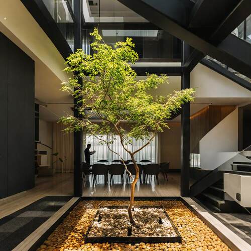 设计师款仿真绿植室内造景 假树植物适用于下沉式别墅楼梯天井