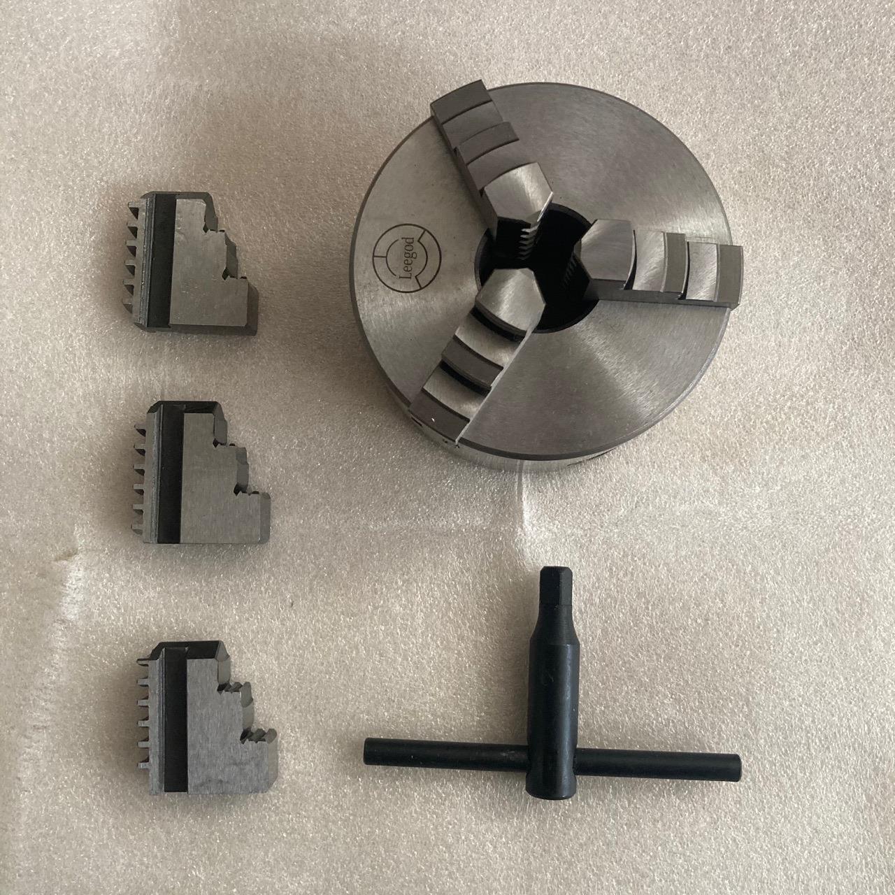 CJ0618车床用100MM32通孔三爪卡盘WM210V车床125MM38MM三爪卡盘