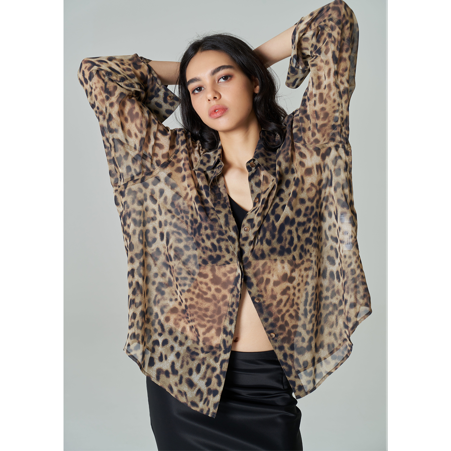 离森微透感轻奢经典豹纹防晒衬衫