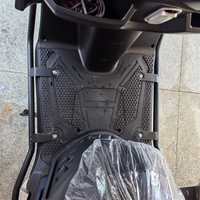 适用珠峰ZF125T-10C摩托车脚垫ZF110T-2防水防滑丝圈脚踏板垫座套