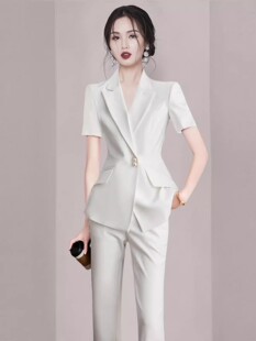 女神范时髦职业白色西装套装女小众设计感高端轻奢通勤裤子两件套