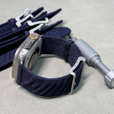 适用于ultra3/2/1 S11/10/9/8/7/6/SE En Mer针织午夜蓝表带