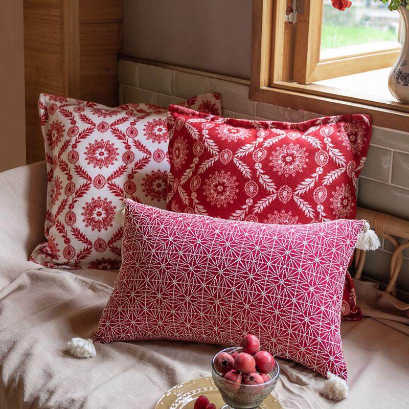 新年红色抱枕圣诞氛围感客厅沙发靠垫羊毛轻奢高档枕套喜庆腰枕套