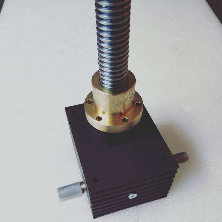 SJB200螺旋升降机减速电机换向器 传动轴 联轴器 制动器 价格经济