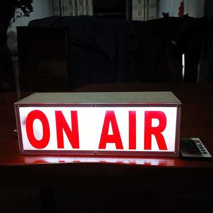 跨镜 On air实木灯箱创意空中照明夜灯led灯家居台灯文字