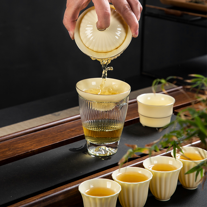 公道杯玻璃分茶器加厚耐热 家用功夫茶具配件透明茶海过滤倒茶器