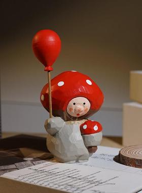 手工木品雕可爱娃蘑菇娃举气木雕摆件球卡通办室桌面公治愈系装饰