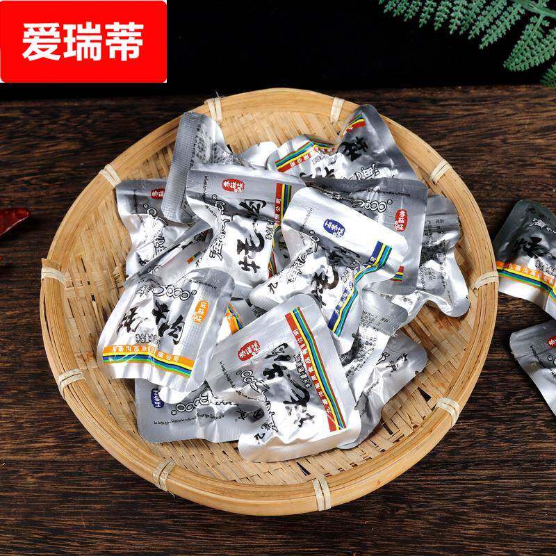 海拔3000草膘牦牛肉酱卤牦牛肉粒居家小零食独立包装160