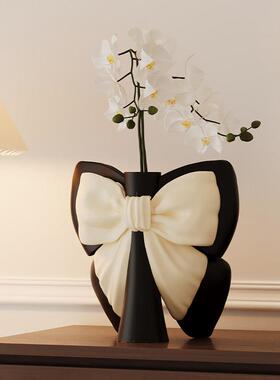 中古风法面式关152020覆古摆件蝴蝶花轻奢高级感小众客厅玄桌瓶装