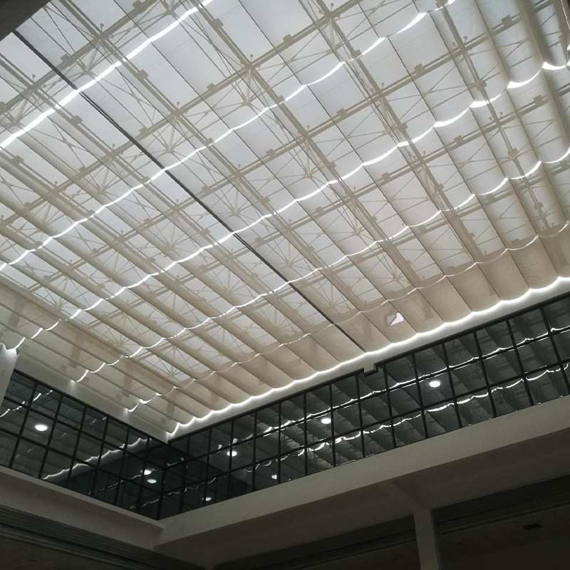 折叠电动天棚遮阳帘商用大型阳光房玻璃采光顶隔热天篷帘维修