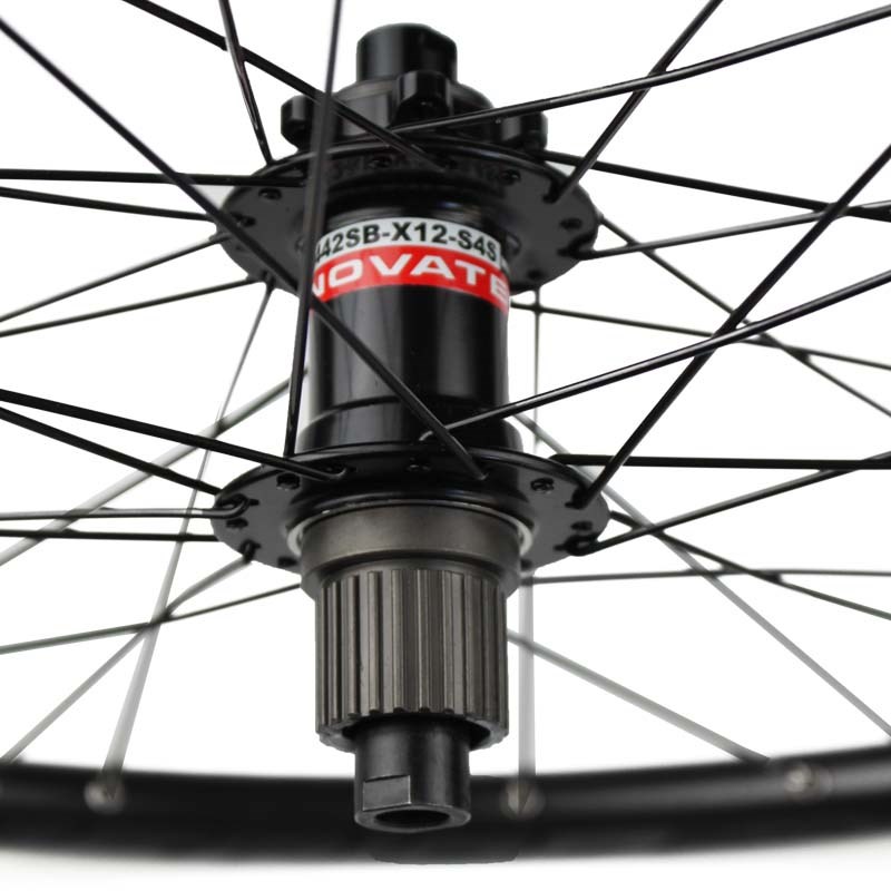 桶轴27.5轮组D442  12速培林花鼓双层铝合金带铆钉轮圈