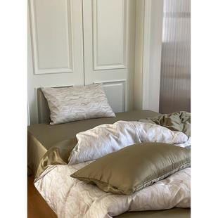 轻豪华格维莱XKU赛尔纤风维四件套斯堪的纳亚风格水纹丝绸光被滑