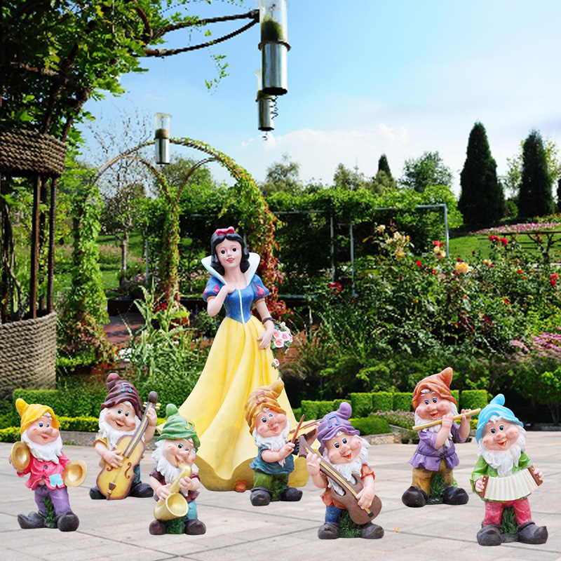 卡通人物白雪公主小矮人玻璃钢雕塑摆件户外花园庭院幼儿园装饰品