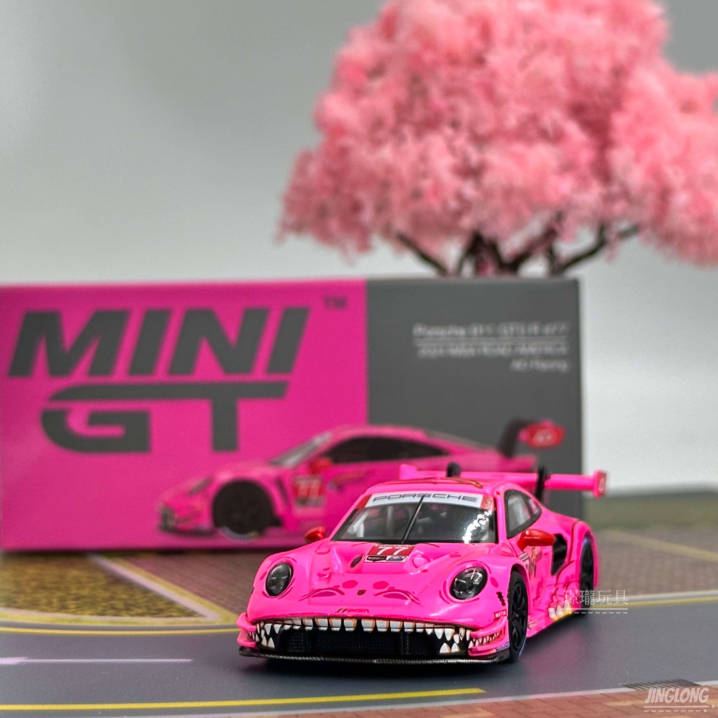 MINIGT，1052：保时捷 911 粉恐龙 #77，合金小汽车模型摆件玩具图片