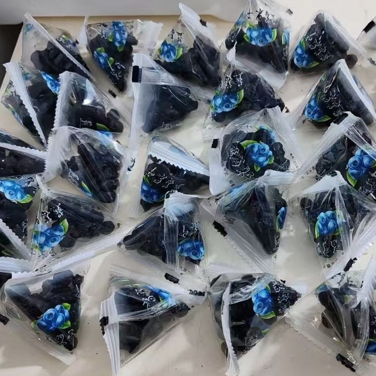 蓝莓干大兴安岭野生蓝莓果干休闲零食小包装批发整箱
