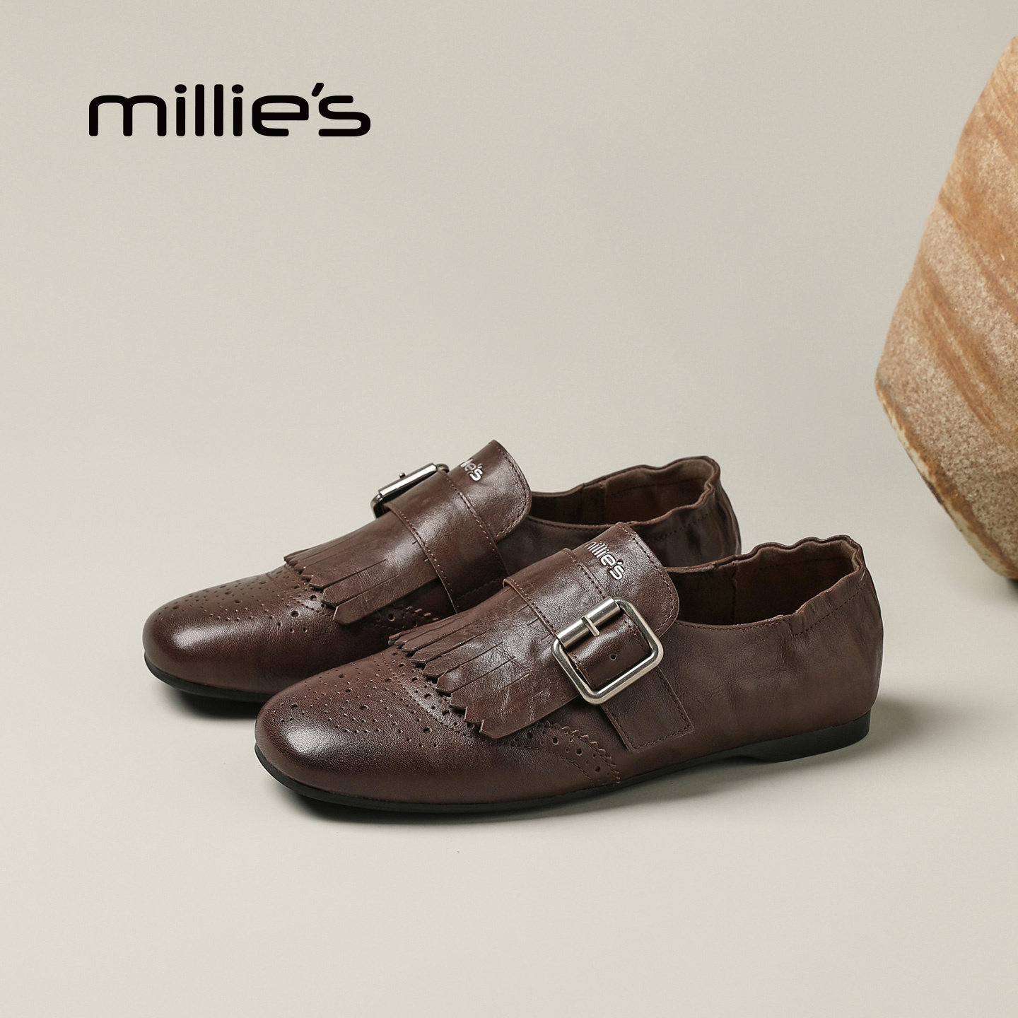 妙丽雕花流苏布洛克单鞋巨好看