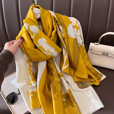 Fashion Print Large Shawl Wraps Silk Scarf Women Luxury Bra