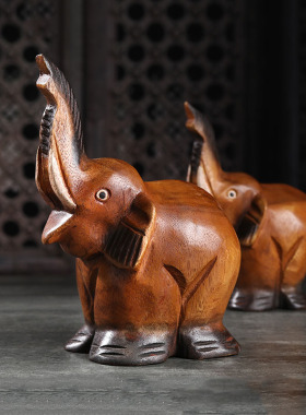 泰国创意木头雕刻大象摆件酒柜装饰品摆件小动物摆件饰品家居摆件