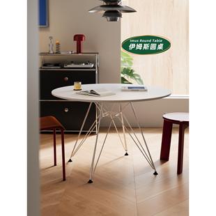 斯堪 家庭小公寓桌在Eames白色石板圆桌设计师 纳维亚餐桌简单