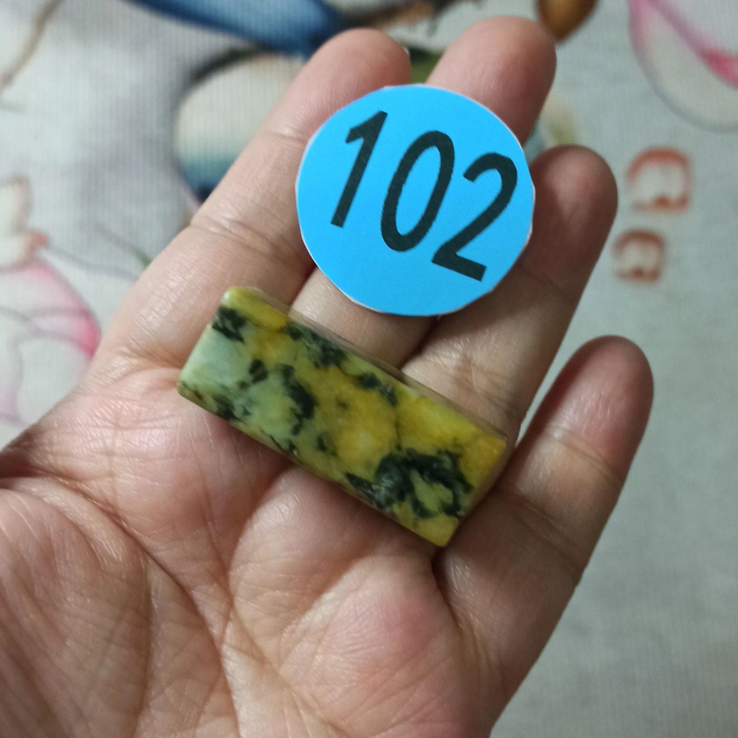 天然翡翠桶珠通孔大方块