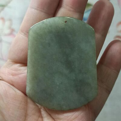 天然翡翠吊坠平安无事牌