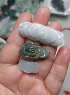 天然翡翠手排雕刻件花花