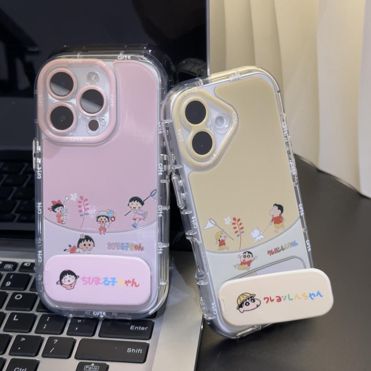 iPhone16踏青小新情侣手机壳
