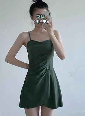 高货速发新款绿色气质裙式泳衣女显瘦遮肚ins保守小胸可爱分体平